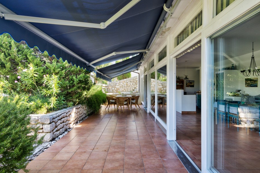 Maison avec grande terrasse à vendre en Croatie - Panorama Scouting H3033.