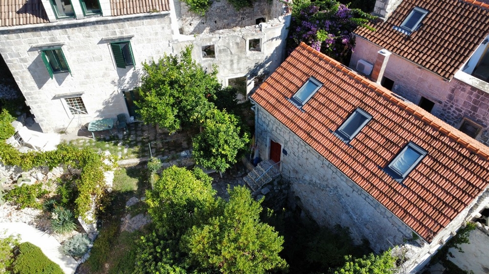 Maison en pierre méditerranéenne sur Peljesac en Croatie à vendre - Panorama Scouting.