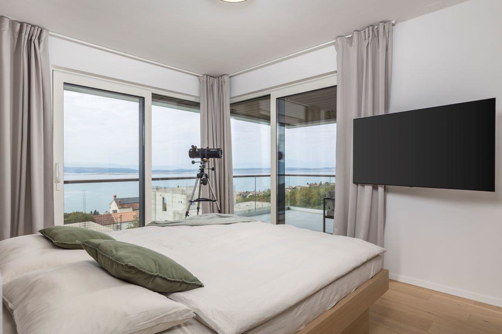 Chambre avec vue mer.