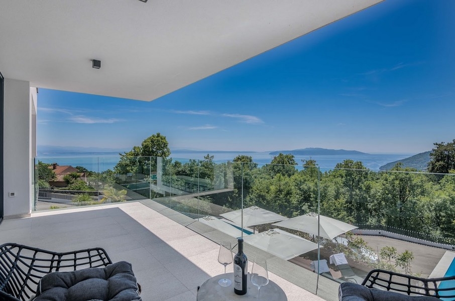 Vue mer depuis la terrasse de la maison jumelée H3488 en Croatie.