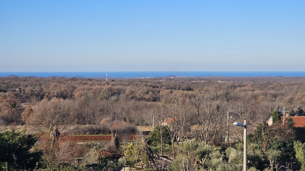 Vue sur l'Istrie jusqu'à la mer à l'horizon, villa H3516
