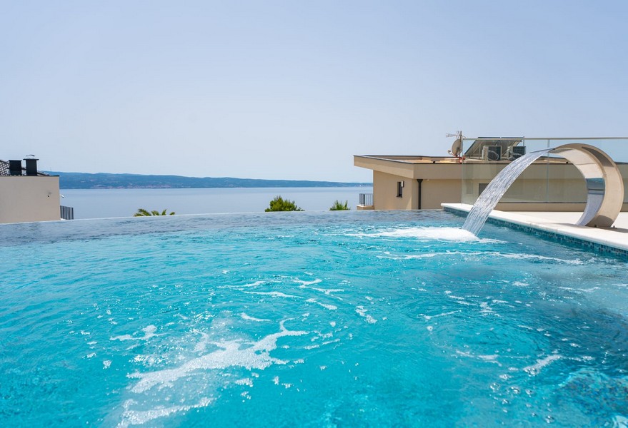 Villa avec piscine à débordement à vendre en Croatie - Panorama Scouting H3525.