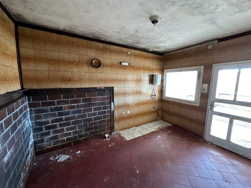 À rénover : intérieur.