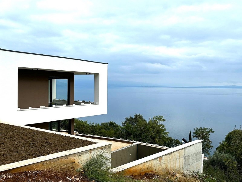 Villa neuve avec vue mer imposante à vendre près de Lovran, Croatie.