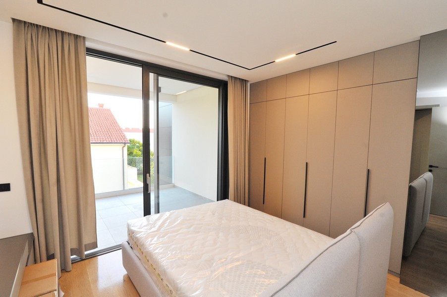 Chambre avec accès à la terrasse