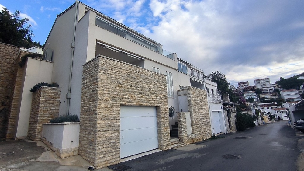 Maison jumelée avec garage en Croatie à vendre - Panorama Scouting H3548.