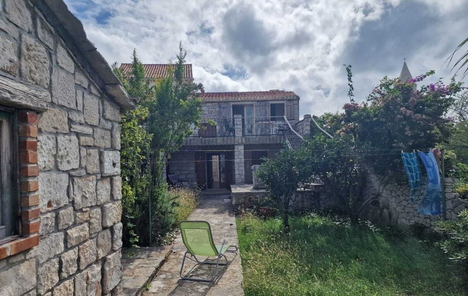 Maisons en pierre sur Korcula en Croatie à vendre - Panorama Scouting.