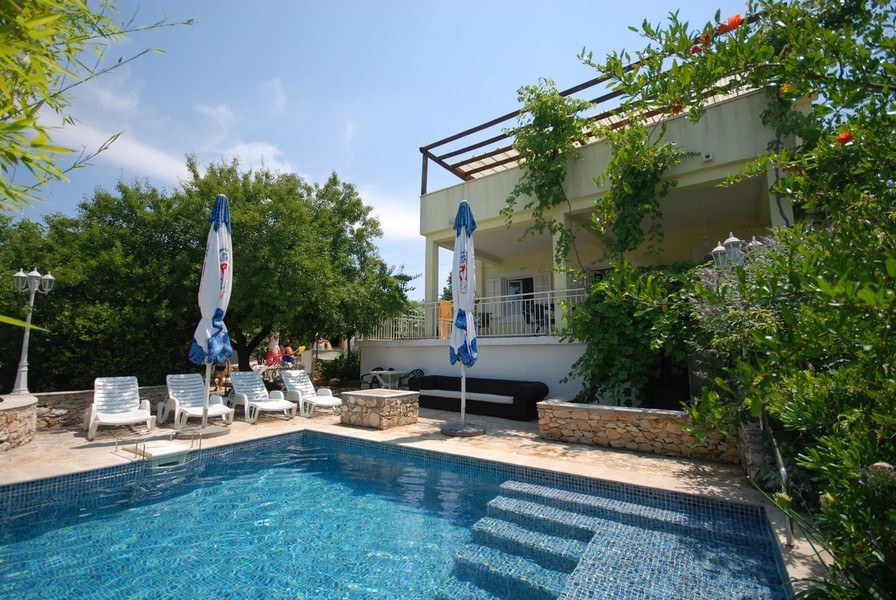Maison avec piscine en Croatie sur Brac à vendre - Panorama Scouting H3573.