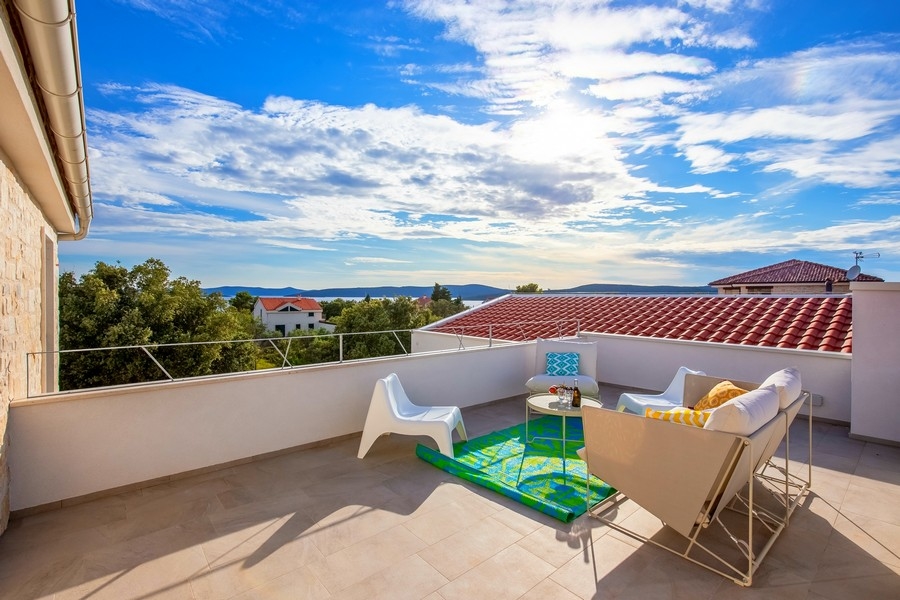 Terrasse du bien H3587 - avec belle vue mer.