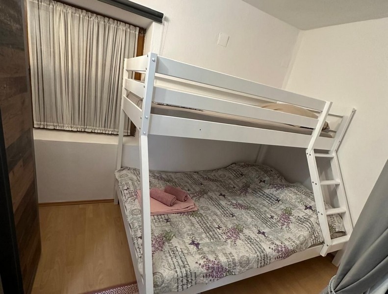 Chambre avec lits superposés
