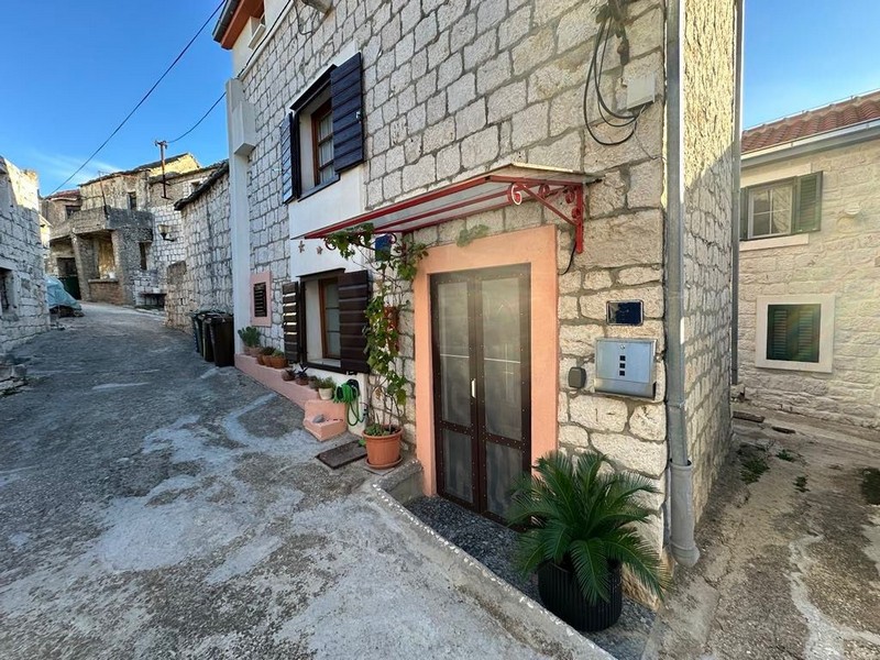 Maison sur l'île de Ciovo en Croatie à vendre - Panorama Scouting H3596.