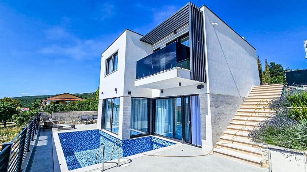 Villa moderne à vendre près de Crikvenica en Croatie - Panorama Scouting H3630.