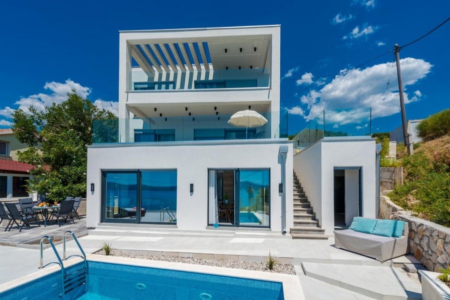 Villa sur la Riviera de Dubrovnik avec piscine et toit-terrasse