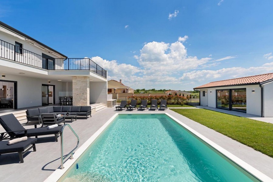 Villa de luxe avec piscine en Istrie à vendre.