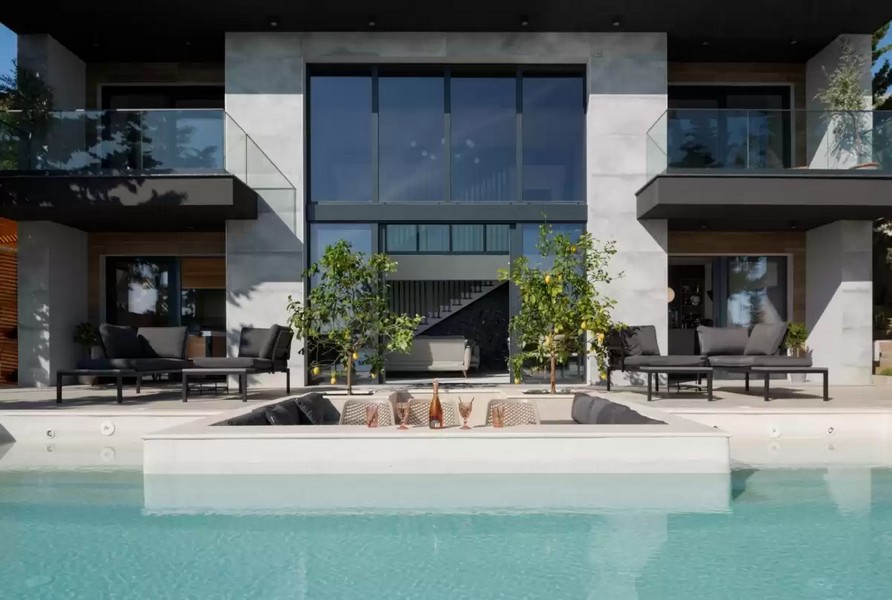 Villa moderne avec piscine et terrasse