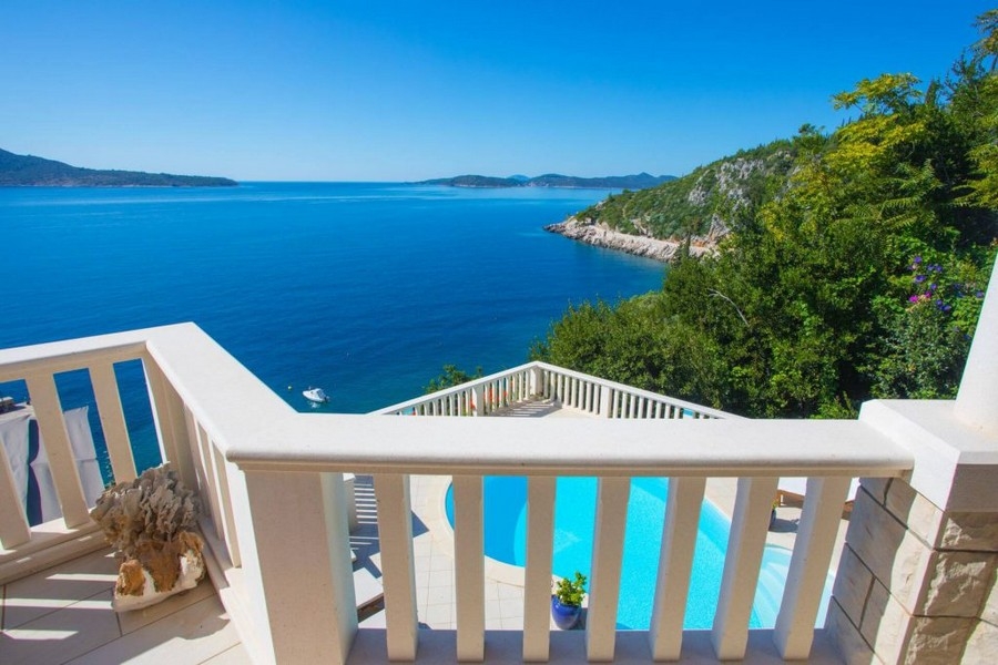 Biens immobiliers en bord de mer Croatie.