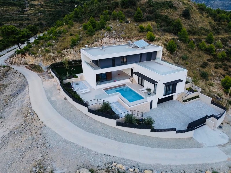 Villa neuve de luxe à vendre à Split - Panorama Scouting Croatie.