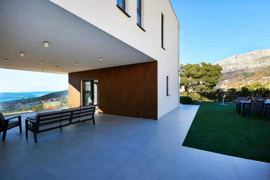 Villa de luxe H3682 près de Split en Dalmatie à vendre - Panorama Scouting.