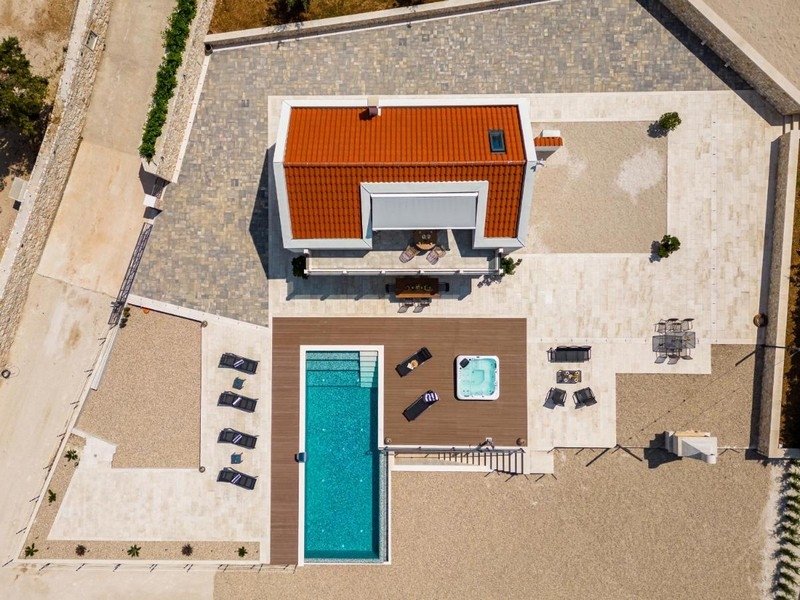 Villa de luxe moderne sur Brac en Croatie à vendre.