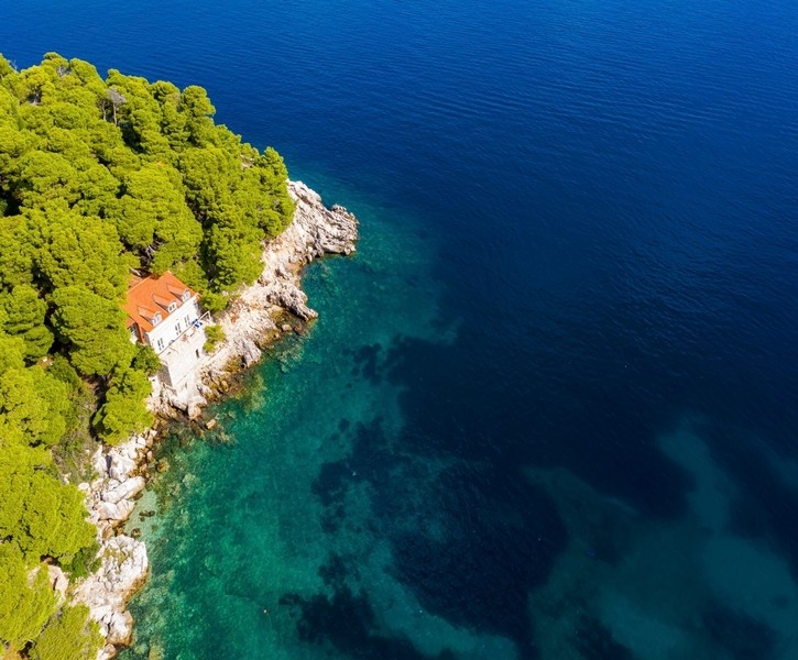Propriété en bord de mer en Dalmatie avec nature environnante