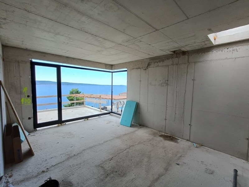 Étage avec vue mer et terrasse