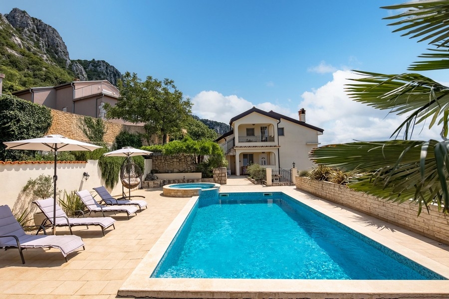 Maison avec piscine à vendre en Croatie - Panorama Scouting H3732.