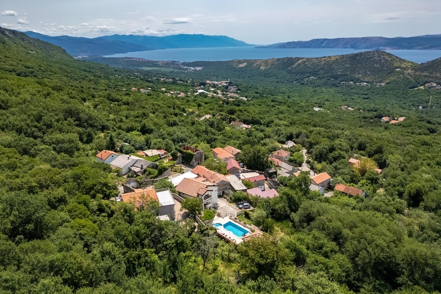 Maison avec piscine et vue mer près de Bribir, environs de Crikvenica
