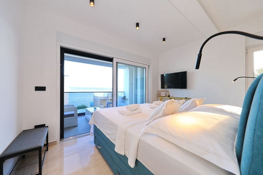 Chambre avec accès au balcon