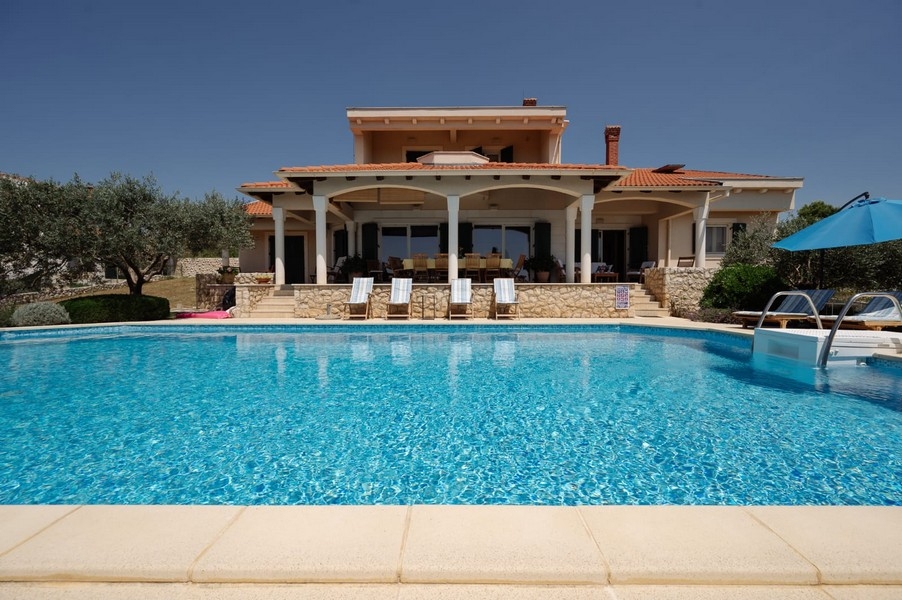Villa de luxe avec piscine à vendre en Croatie - Panorama Scouting H3762.