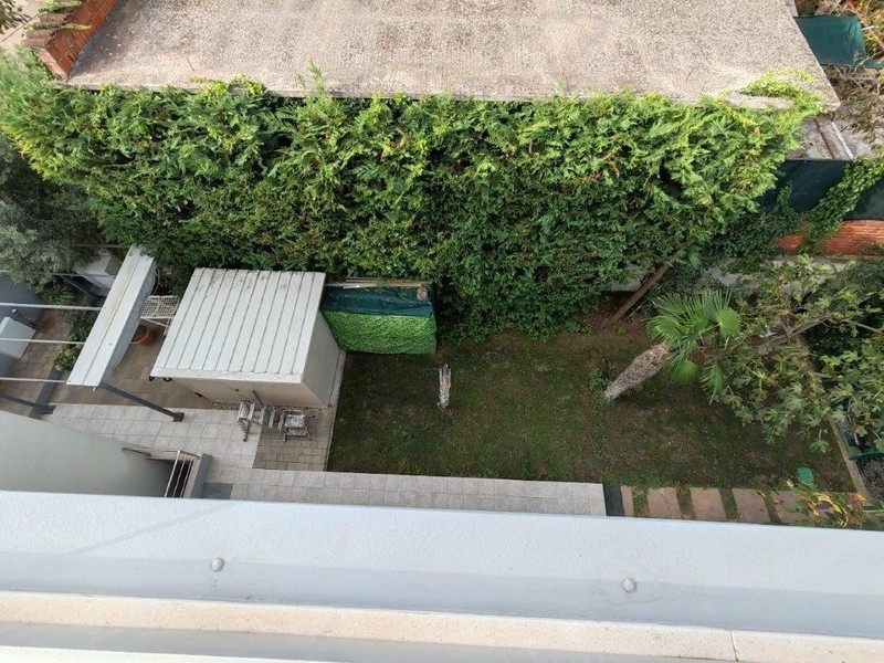 Jardin derrière la maison