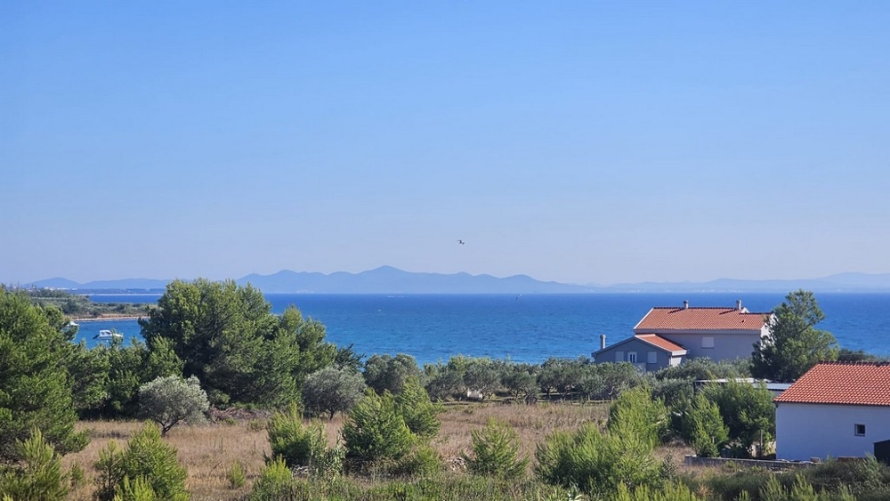 Vue mer sur l'Adriatique et le massif du Velebit depuis la villa H3778.