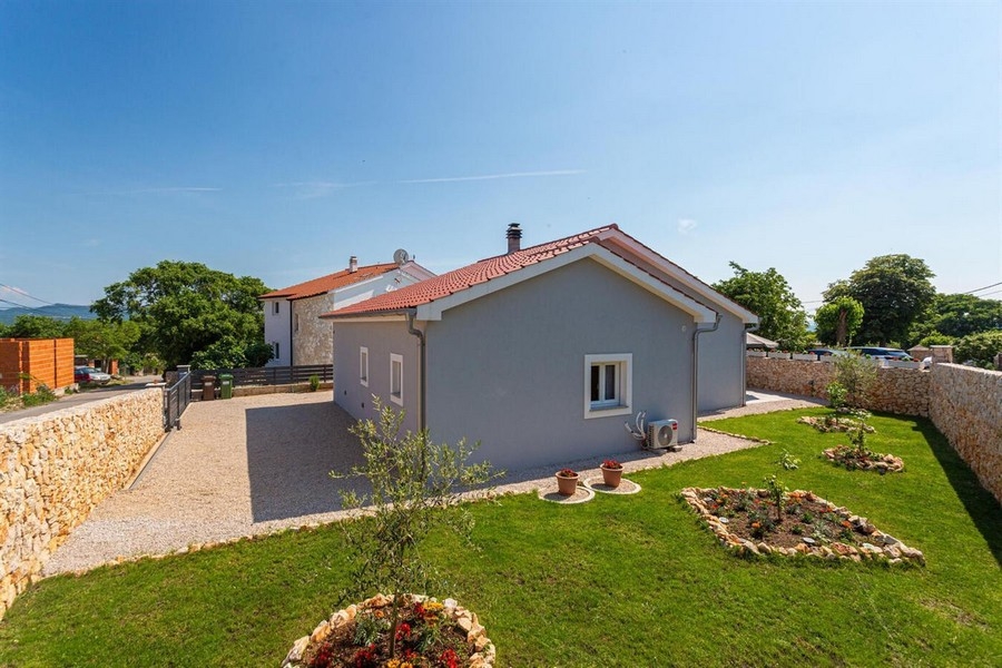 Bungalow près de Vrbnik sur Krk à vendre - Panorama Scouting H3785.