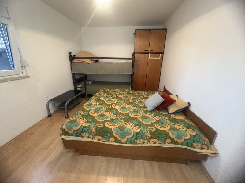 Chambre avec lit double