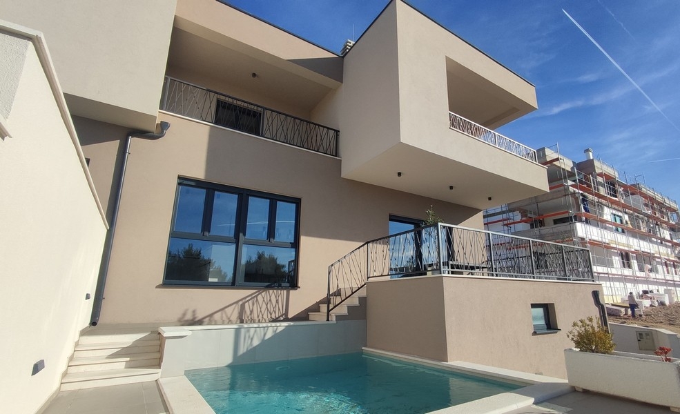 Maison jumelée avec piscine à Vodice, Croatie, à vendre - H3792.