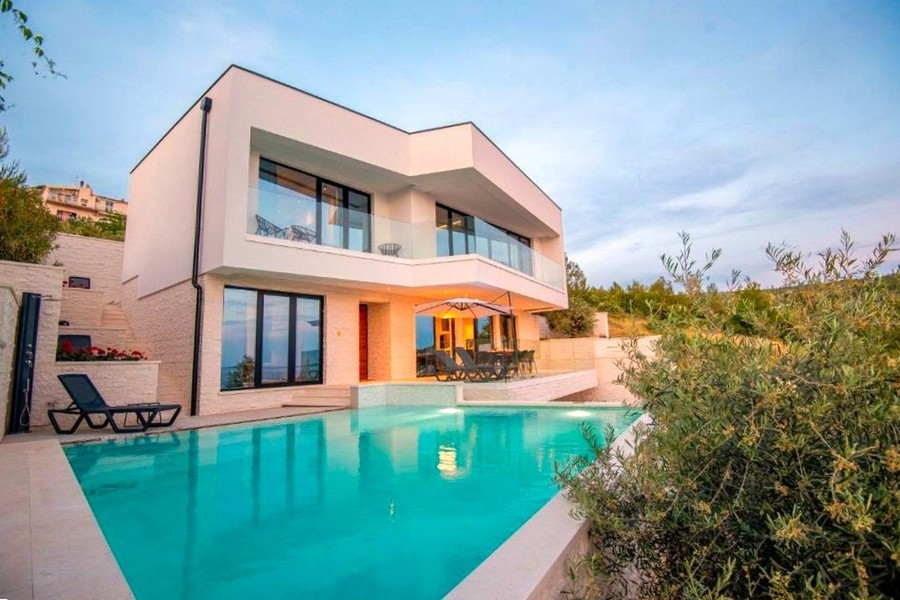 Villa à Primosten à vendre - l'agent immobilier est Panorama Scouting.