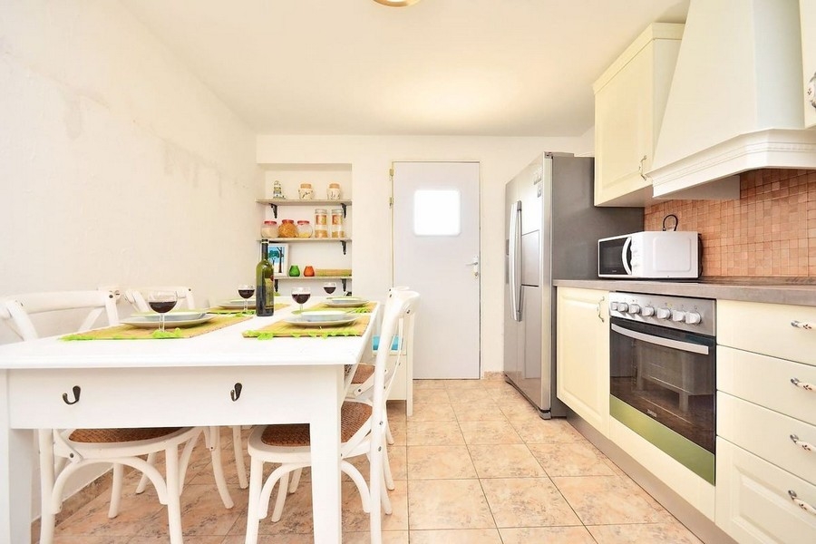 Cuisine avec coin repas