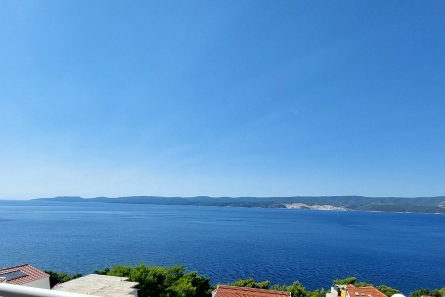 Hôtel à vendre en Croatie près d'Omis, Dalmatie.