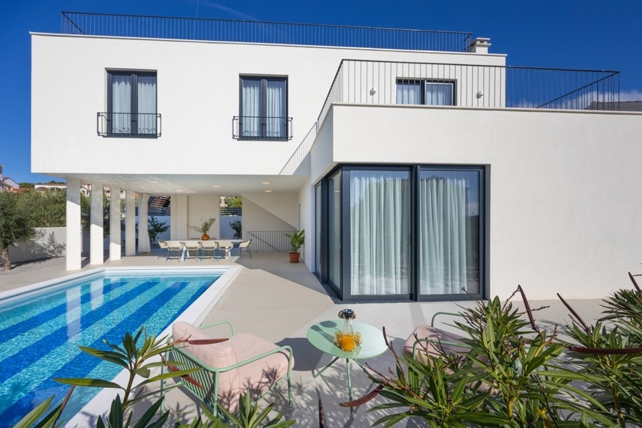 Villa de luxe avec piscine près de Rogoznica en Croatie à vendre - Panorama Scouting.