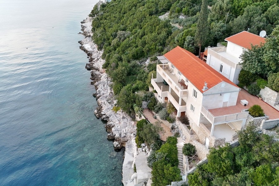 Villa en bord de mer à vendre près de Dubrovnik - H3842