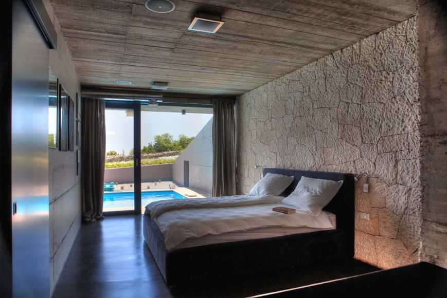Chambre du bien H385 en Croatie, île de Krk.