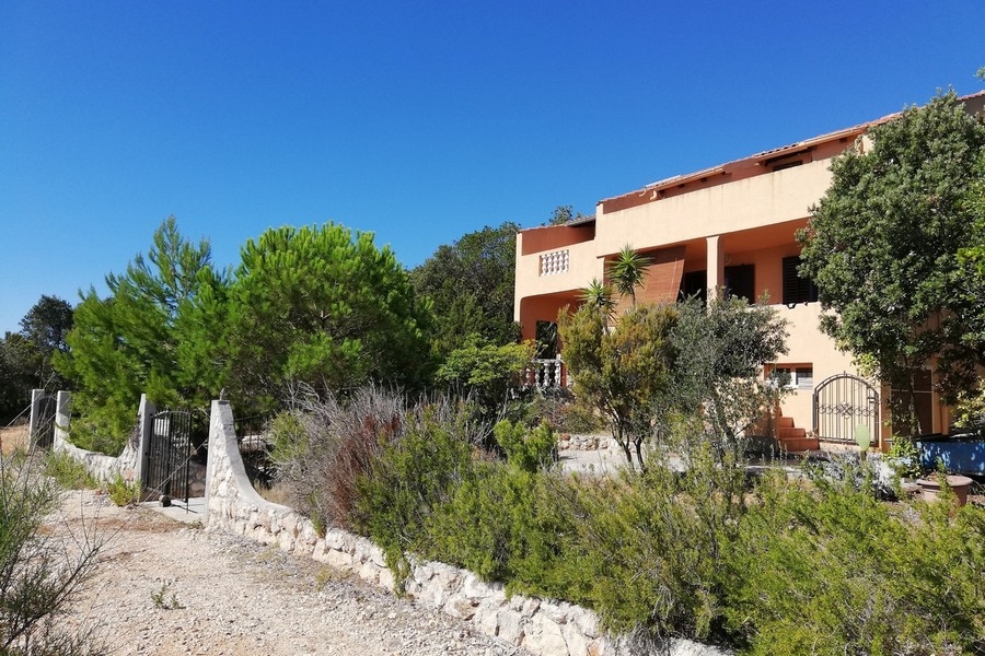 Maison en 1re ligne sur la mer à vendre en Croatie - H3858.