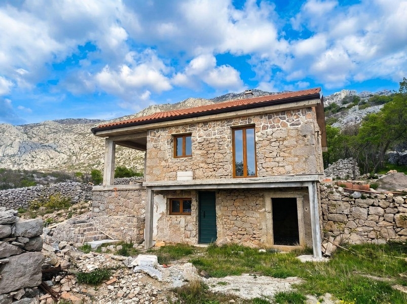 Maison méditerranéenne en Croatie à vendre.