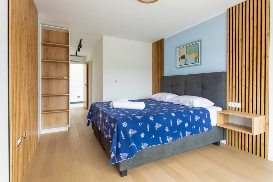 Chambre avec lit double.