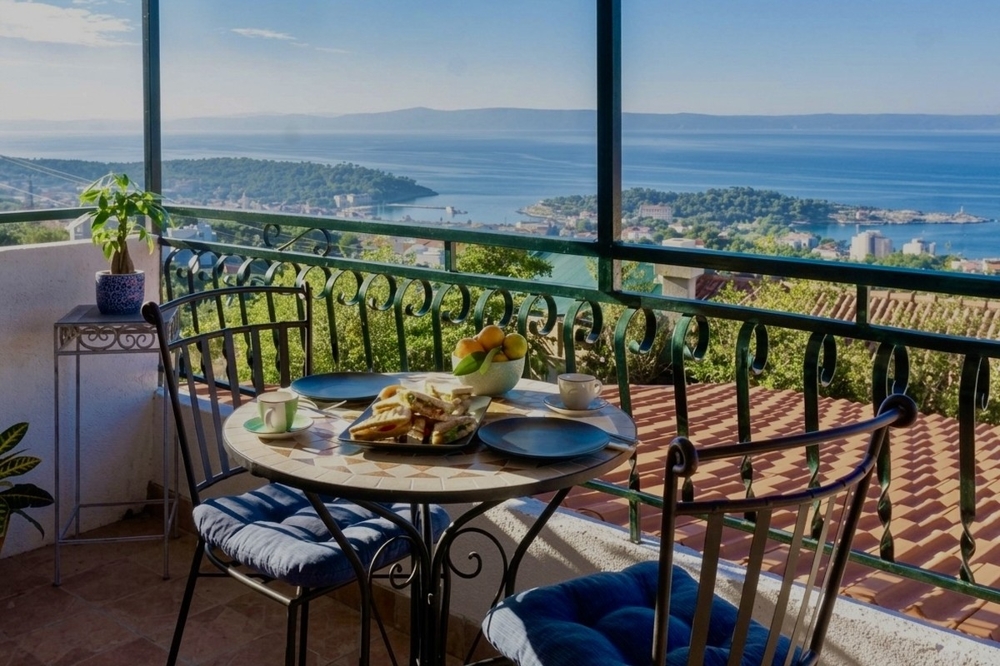 Maison avec belle vue mer à vendre à Makarska, Croatie.