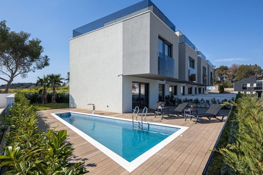 Maison avec piscine et vue mer sur Ciovo en Croatie - H3931
