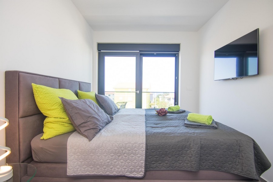 Chambre avec accès au balcon