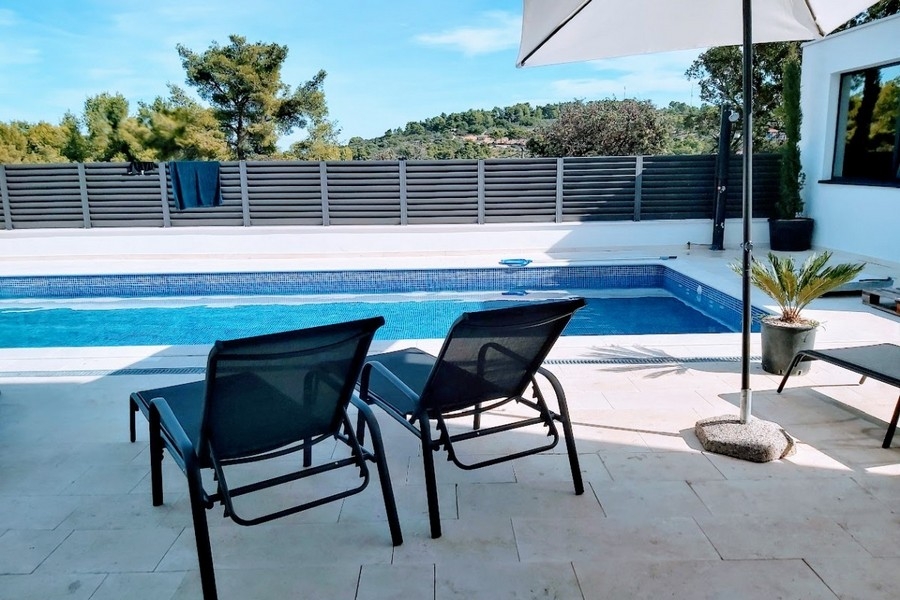 Terrasse avec piscine