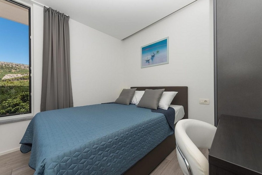 Chambre avec vue sur les montagnes