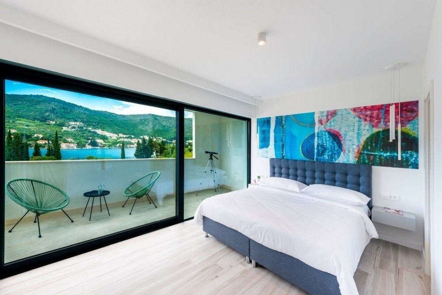 Chambre avec balcon et vue mer