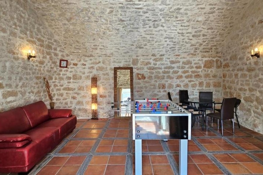 Espace de loisirs avec baby-foot